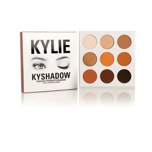 Kylie Jenner Eyeshadow Palatte bronze